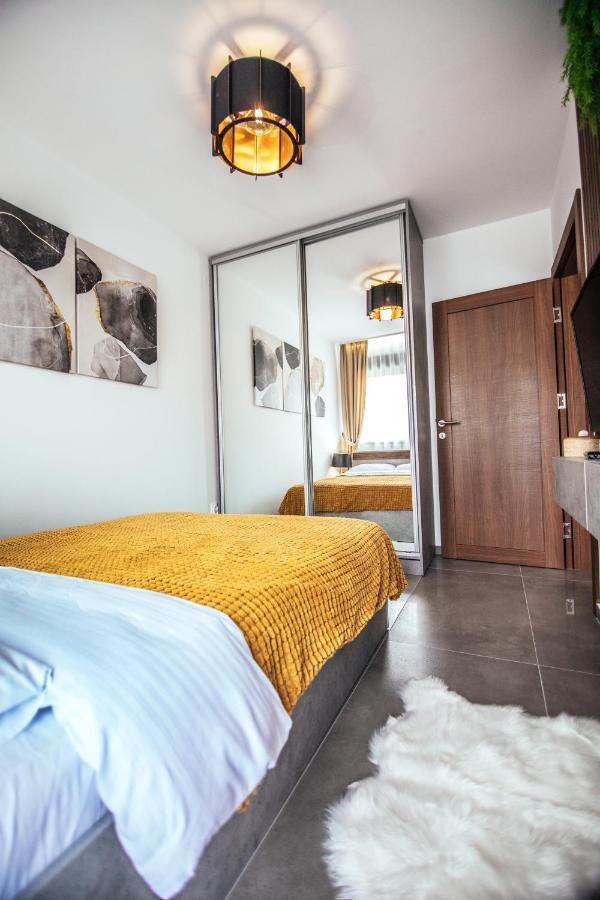Royal Luxury Apartment Vrsac Luaran gambar