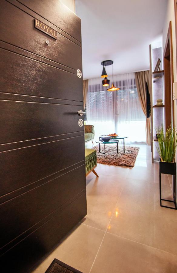 Royal Luxury Apartment Vrsac Luaran gambar